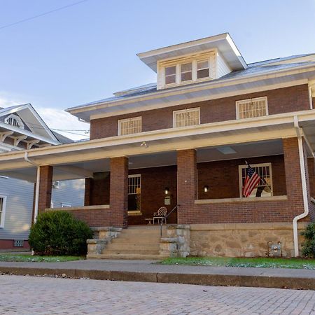 Elk River Hotel & Cafe Sutton 외부 사진