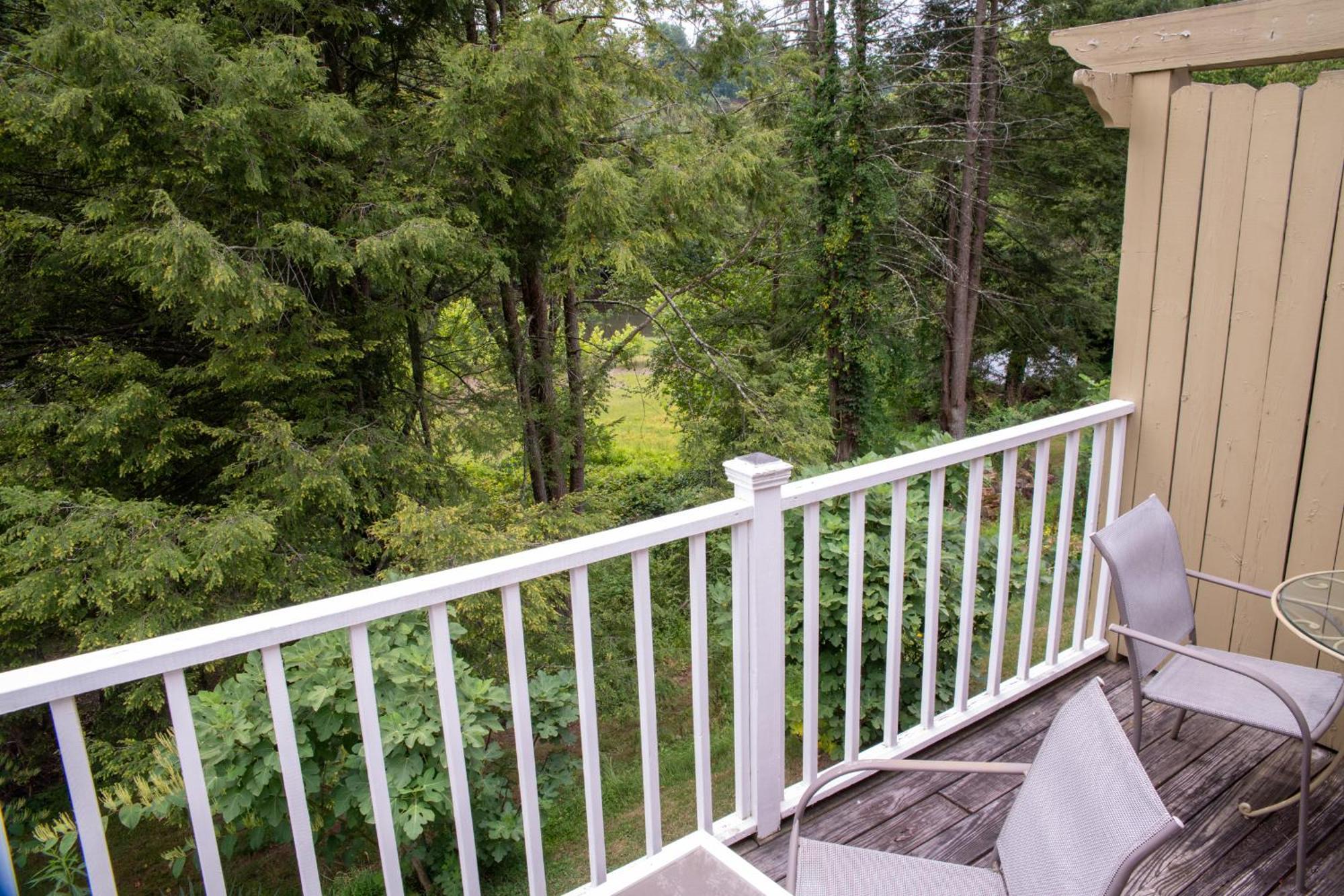 Elk River Hotel & Cafe Sutton 외부 사진
