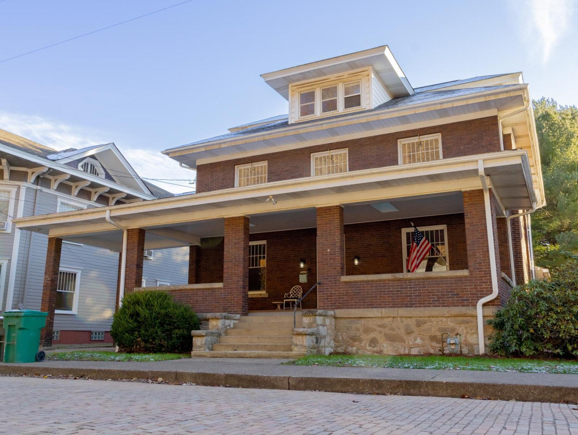Elk River Hotel & Cafe Sutton 외부 사진