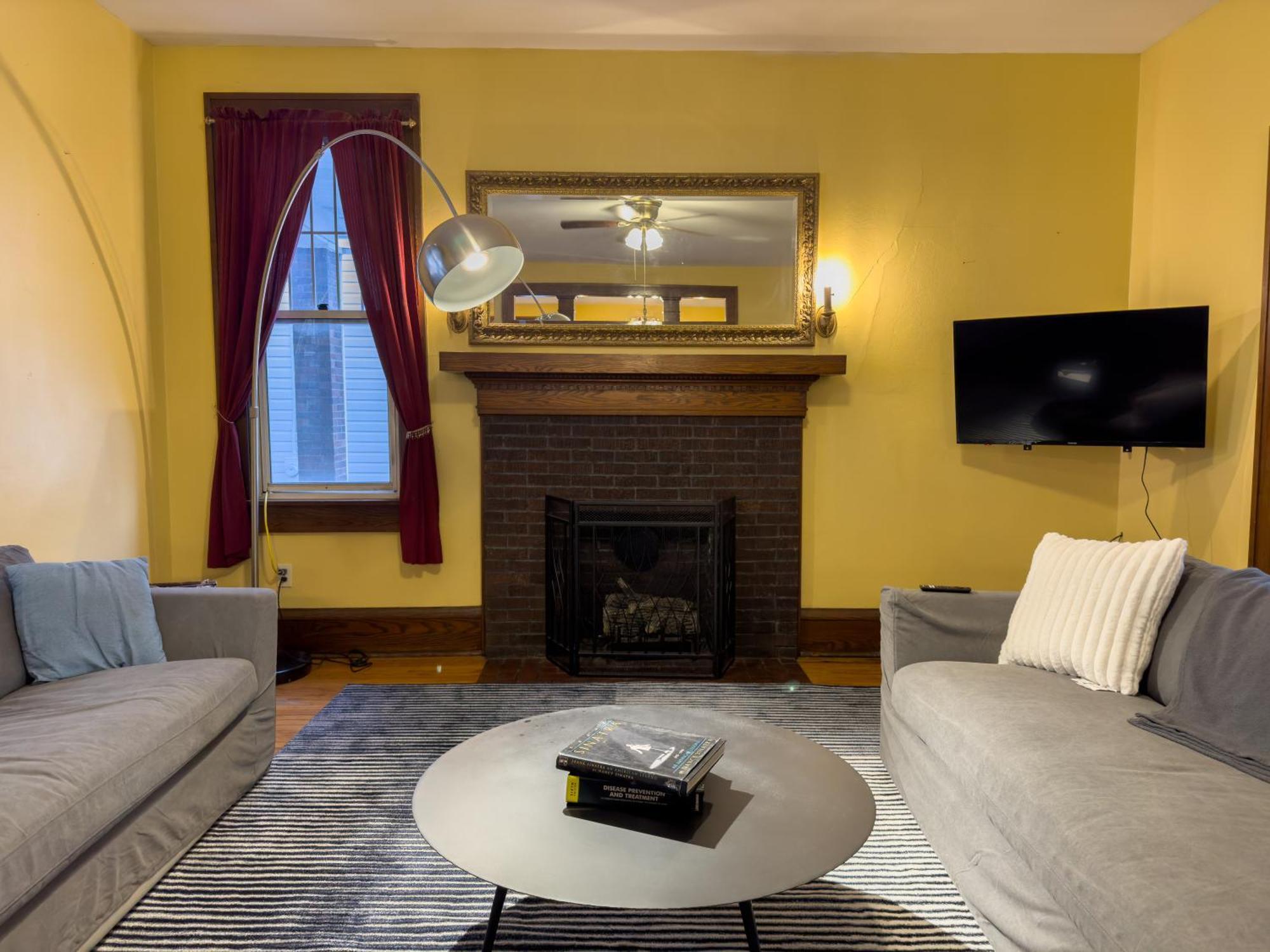 Elk River Hotel & Cafe Sutton 외부 사진